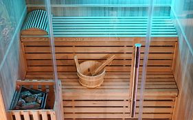 Home Dentro Il Teatro